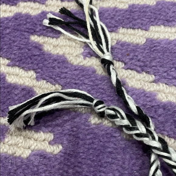 String bracelet - Picture 4 of 5